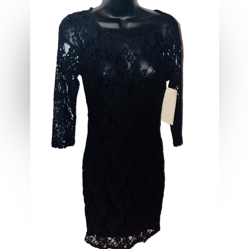 NWT! π₯ Size XS Boston Proper black lace dress with zipper in back, retails 119$ - Picture 3 of 11